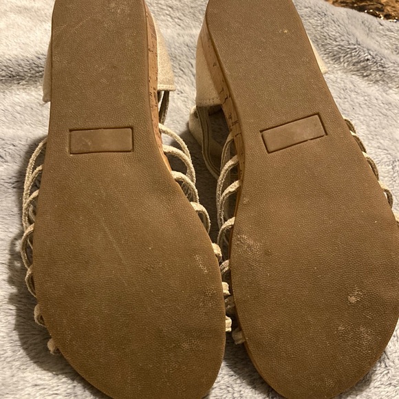 👠BOGO FREE👠JOE FRESH💫Women’s Sparkly Beige Strappy Zipper Sandals - Picture 8 of 8